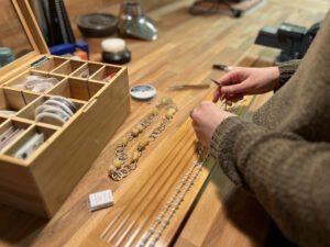 08/August: Schmuckkurs am Samstag, 30.08.2025